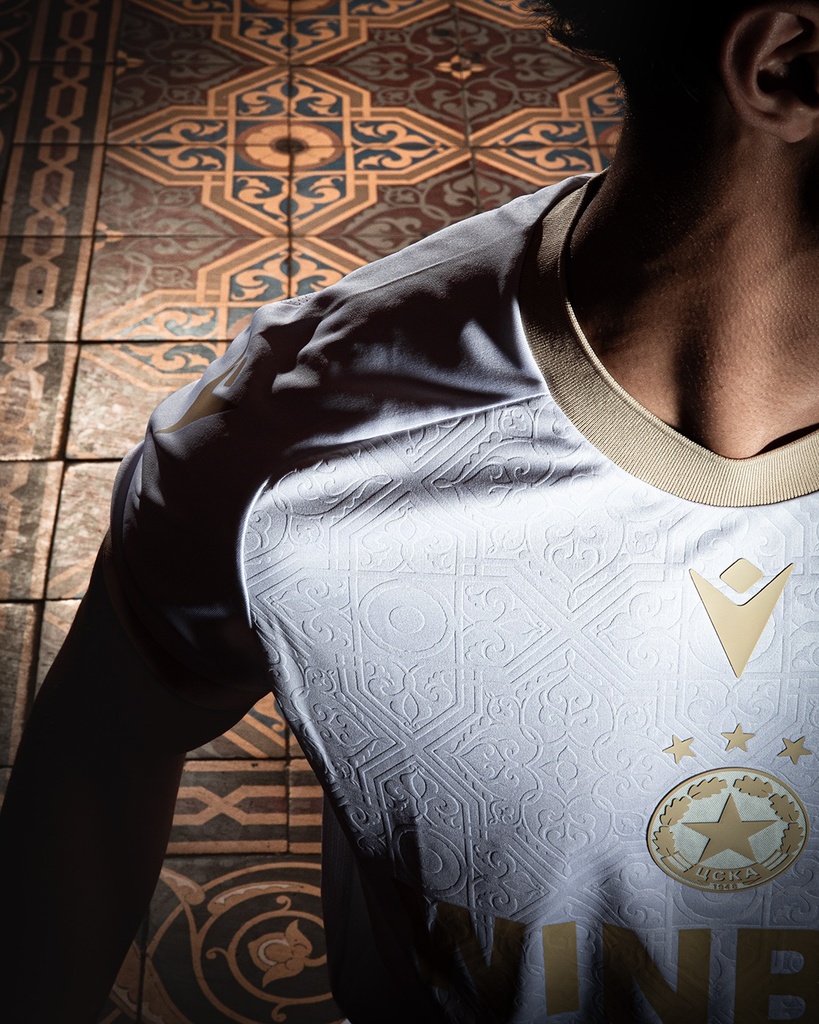 ЦСКА ОФИЦИАЛНА ФЛАНЕЛКА ЛИМИТИРАНА СЕРИЯ СЕЗОН 2024/25